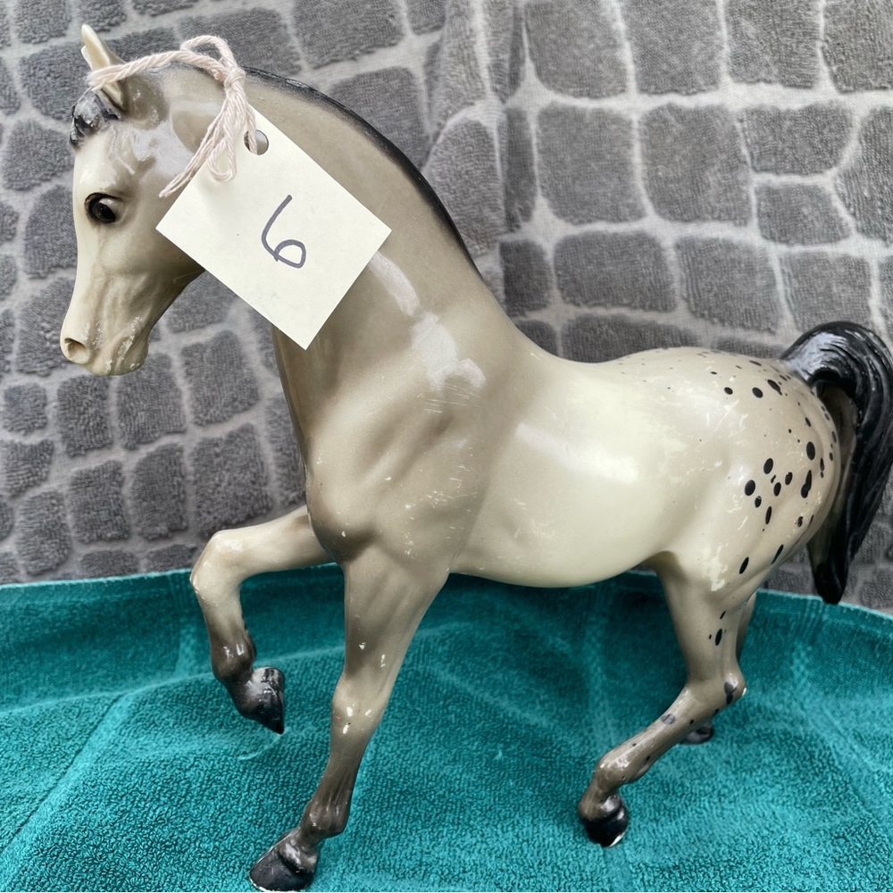 Breyer horse, standard size
